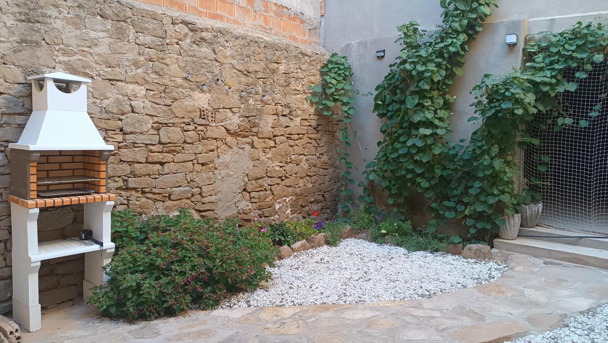 فيلا Casa Dolors Ossó de Sió المظهر الخارجي الصورة